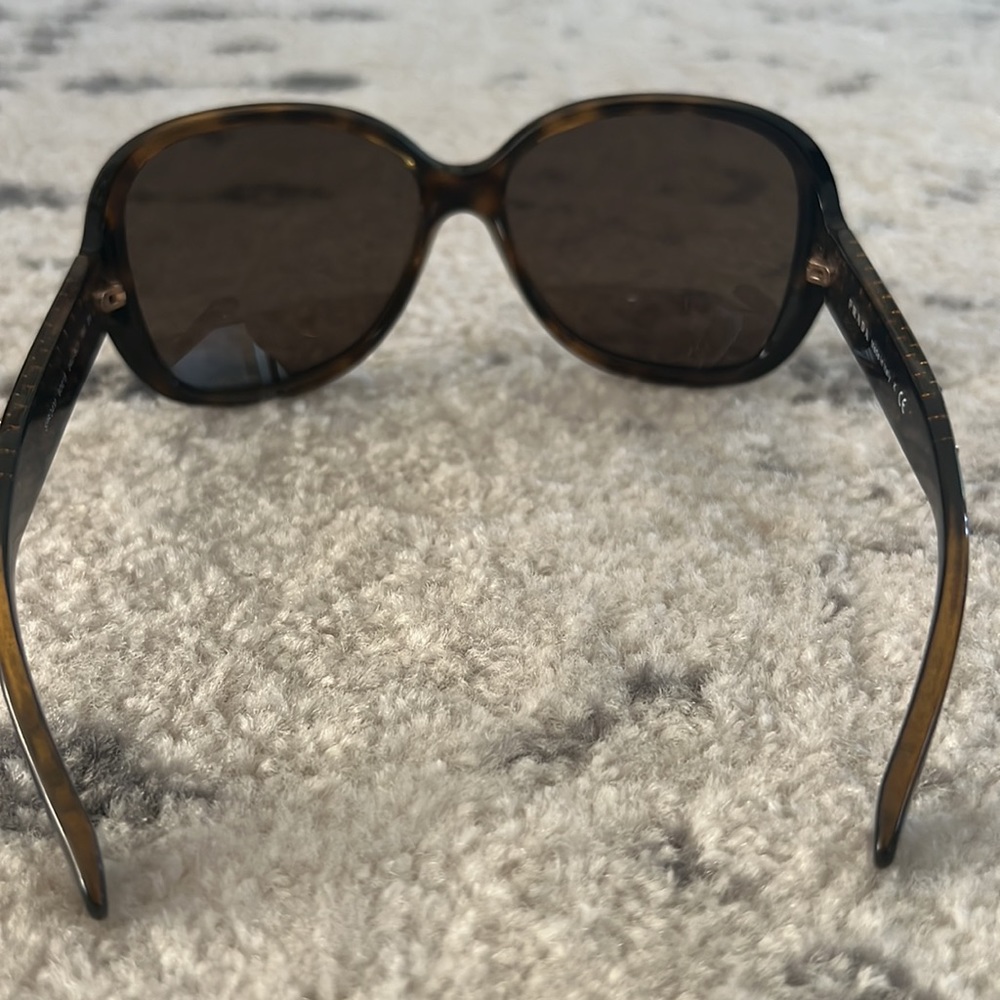 Prada sunglasses - Picture 5 of 7